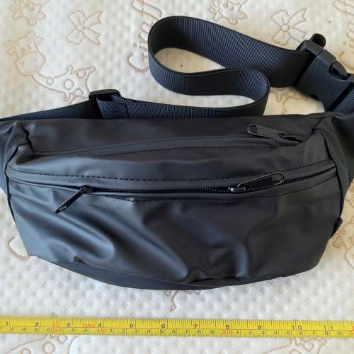 全新黑色運動腰包 腰袋 休閒胸包 belt bag 斜挎包 斜孭包 斜孭袋 waist bag