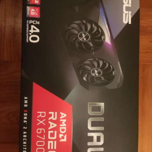 Asus amd 6700xt顯示卡