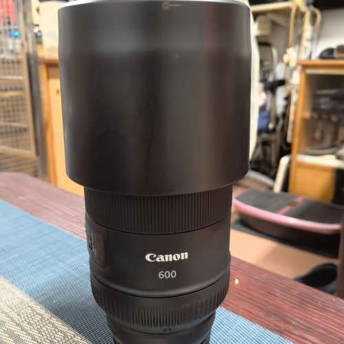 Canon RF 600mm F11 IS STM