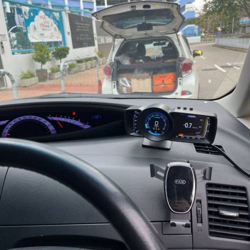 2012年大霸王 安装自安平顯 ActiSafety A600 OBD液晶儀表行車電腦抬頭頭顯示器