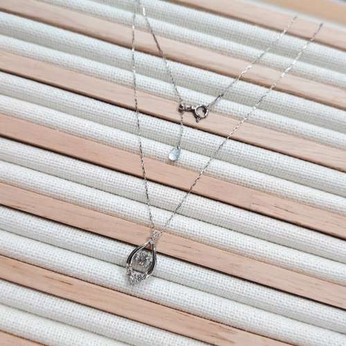 鉑金天然鑽石舞動頸鍊 Pt900 Platinum Dancing Diamond Necklace 0.30ct