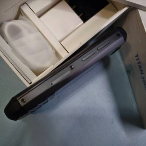 unihertz titan pocket（可換其他手機）