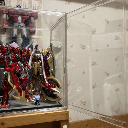 全新 超巨大 玩具展示箱 43×33×33 cm 有磁吸如圖 磁吸開門 可放 metal build mos...