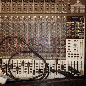 Behringer henyx2442FX混音器mixer