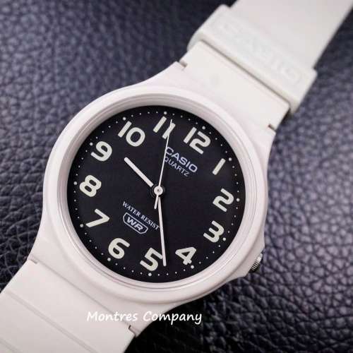 Montres Company 香港註冊公司(32年老店) 卡西歐 CASIO 數字 白黑色 MQ24 MQ24UC M...