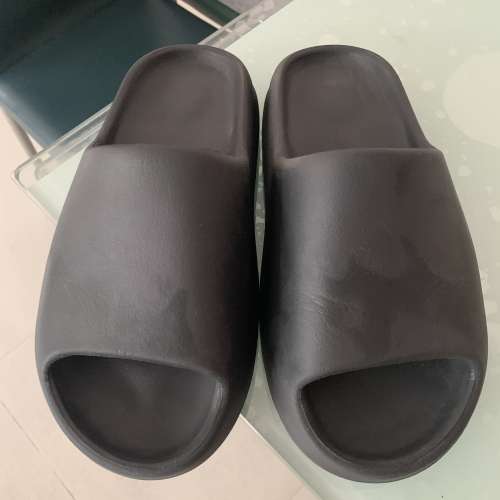厚底膠拖鞋 Thick-soled rubber slippers 只穿過一兩次