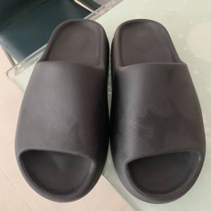 厚底膠拖鞋 Thick-soled rubber slippers 只穿過一兩次