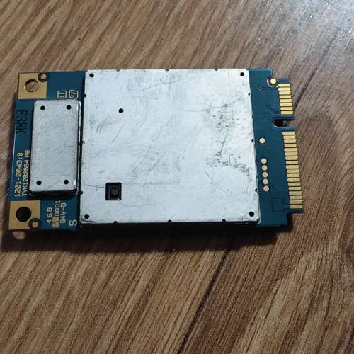 一堆电子零件！