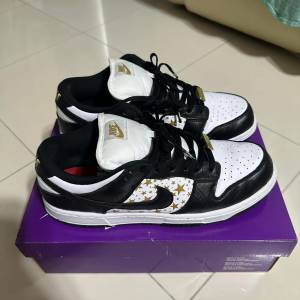 Supreme dunk sb black us10.5