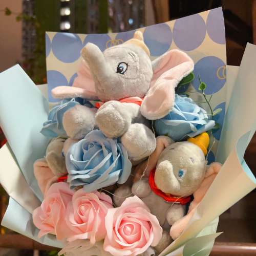 獨家原創·職業花藝師用心製作 獨一無二 迪士尼小飛象公仔花束 小飛象花束 💐香皂花...