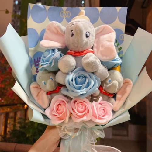 獨家原創·職業花藝師用心製作 獨一無二 迪士尼小飛象公仔花束 小飛象花束 💐香皂花...