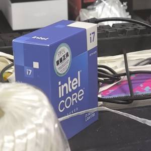 Intel i7-14700k box
