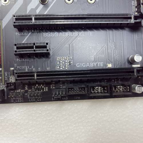 電腦底板：Gigabyte/技嘉 B550+AORUS+ELITE 主板