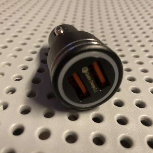 車載充電器一拖二