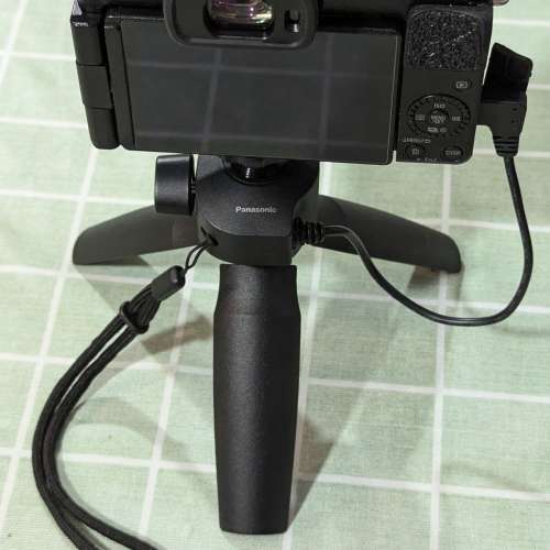 Panasonic Lumix G100+原裝遙控三腳架