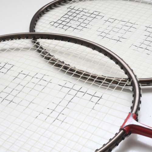 RSL 羽毛球拍 100%Carbon碳纖維制造 (圖2) 強韌、質輕，具優良控制特性