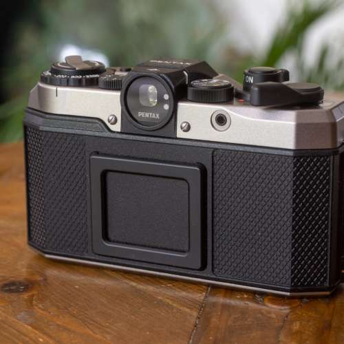 全新 Pentax 17 菲林相機