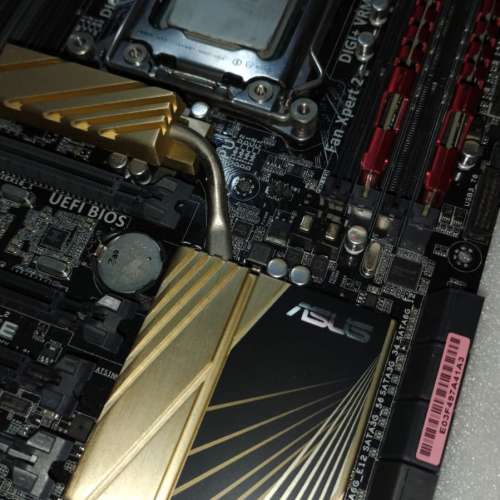 ASUS X79-DELUXE ATX 主機板 ((正版Window10Pro啟動碼)) Socket 2011