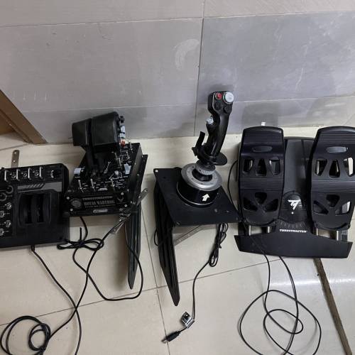 Thrustmaster 圖馬思特A10C疣豬微軟模擬飛行搖桿dcs外設全套設備飛機模擬器駕駛油門...