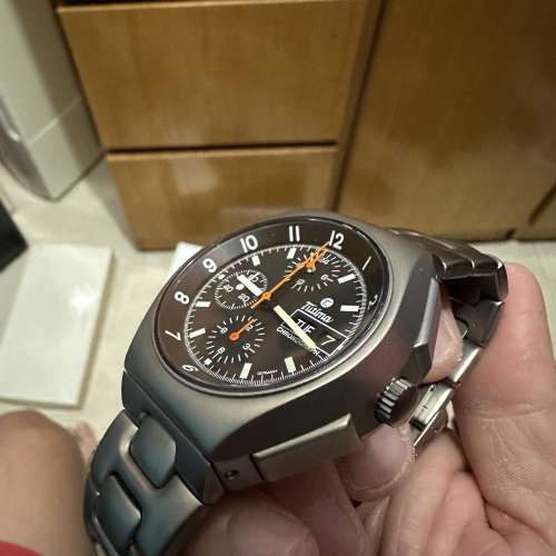 tutima Military lemania 5100 Germany 字樣少有於4-5 字位, 有盒、有出世紙、說明...