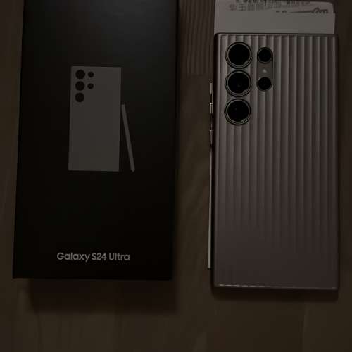 99.9新三星S24Ultra256GB原鈦色