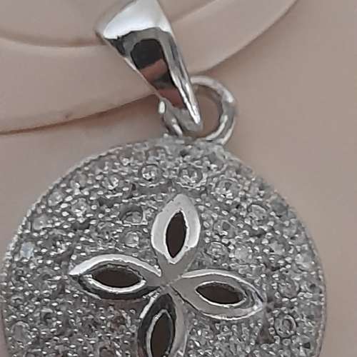 純銀鑲珠/石吊墜，每款加送24寸不銹鋼頸鏈。單一款250元，一手四款680元。no.19.3.25