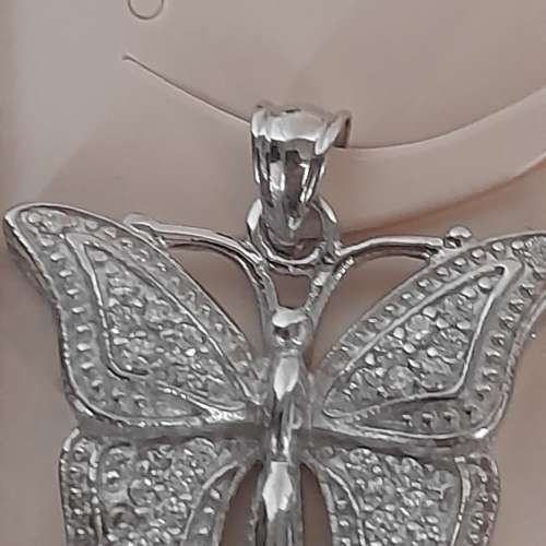 純銀鑲珠/石吊墜，每款加送24寸不銹鋼頸鏈。單一款250元，一手四款680元。no.19.3.25