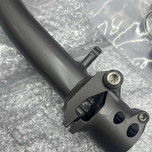 2025 國布 小布款 最新超輕鋁合金版 ACEOFFIX C5 消光黑色碳纖維前叉 折叠車 車架組