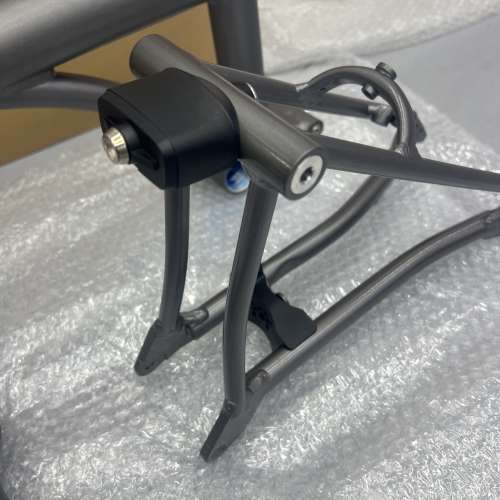 2025 國布 小布款 最新超輕鋁合金版 ACEOFFIX C5 消光黑色碳纖維前叉 折叠車 車架組