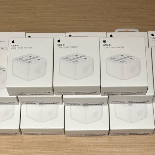 Brand New Apple 20W USB-C Power Adapter！Original