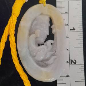 翡翠A玉，悟道手把件/吊件，約62x38x7mm.冰種略帶淺黃色調，好工，款式獨特，佩帶及...