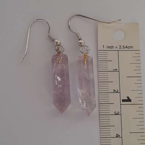 天然髮晶耳環，27x7mm,銀耳鉤。清理多年前舊存貨，歡迎出價。no.2.3.25