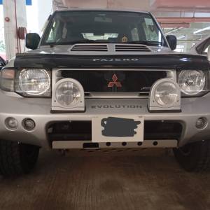 三菱 Pajero evolution