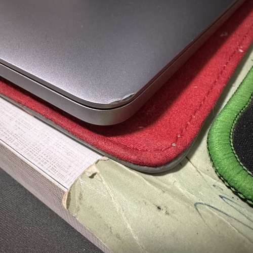 MacBook Pro 2018 15吋 15 inch 16GB ram 256GB