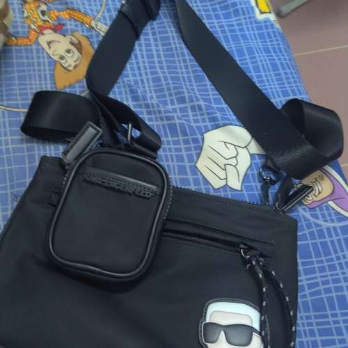 Karl Lagerfeld 斜孭袋