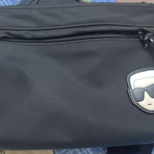 Karl Lagerfeld 斜孭袋