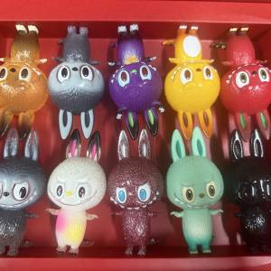 絕版mini zimomo/labubu 10隻 不散賣