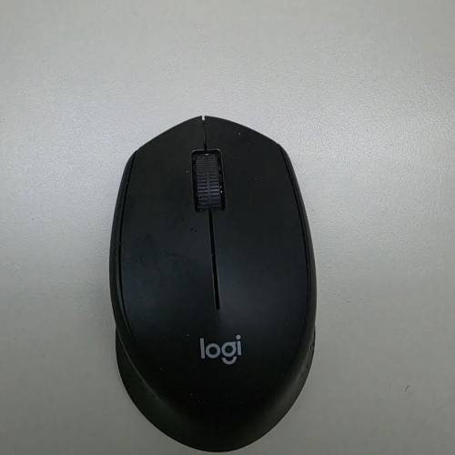 Logitech M331 無線滑鼠