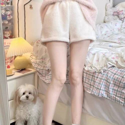 秋冬水貂絨短褲