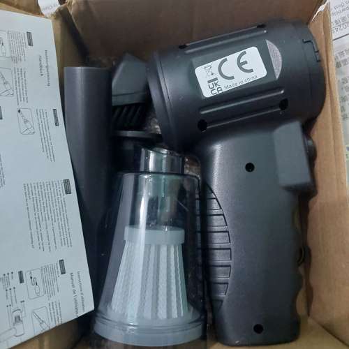 全新吸塵機和酒杯仔