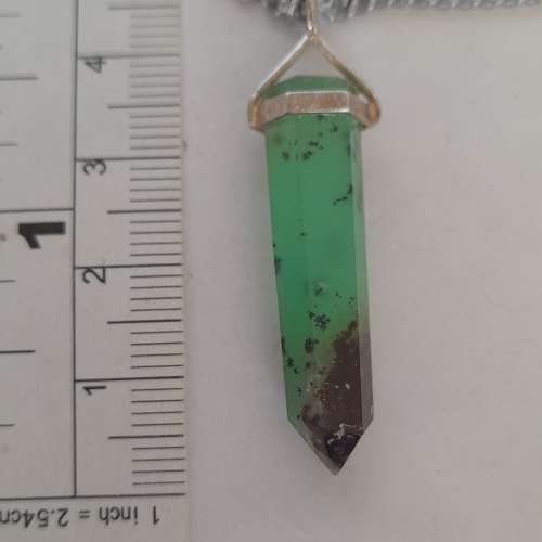 澳洲A玉約一點五吋柱形吊墜, 純銀扣配廿四寸不銹鋼頸鏈。no.22.3.25