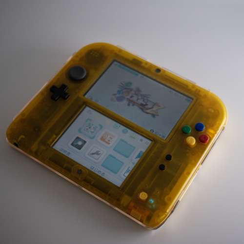 黃版 2DS