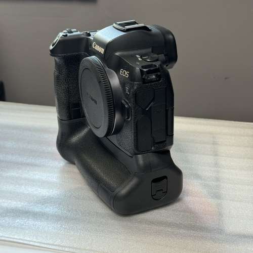 EOS-R Body 連 BG-E22 直倒