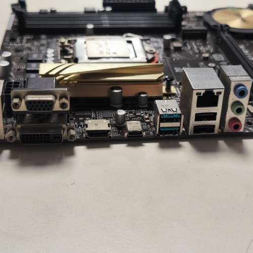 ASUS Z170-K (DDR4) + QTJ2 (10750H ES)