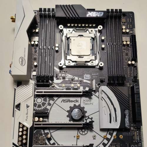 ASRock X99 Taichi (DDR4) + i7 6800K