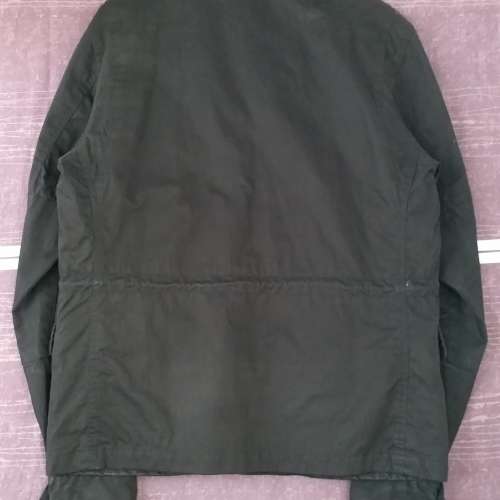 90% 新 izzue IZ-X04-ARMY 男裝黑色有帽厚褸 L 碼