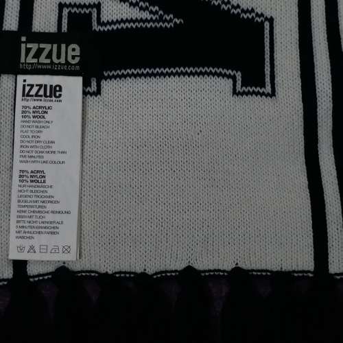 90% 新 izzue 男裝藍白色頸巾
