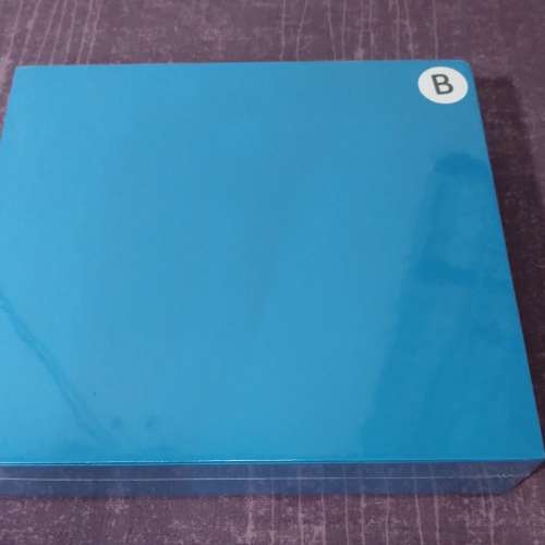 100% 全新 Fubon GO 一週年 x "鏡仔" 多功能手機座及配件 (B 版)