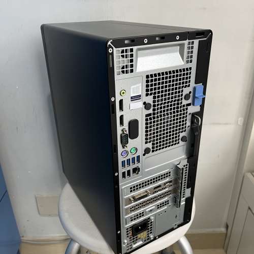 95% 新 Dell OptiPlex 7071 MT BTX 淨廠機主機 1 部 (組件含 Core i5-9500；8 GB DD...