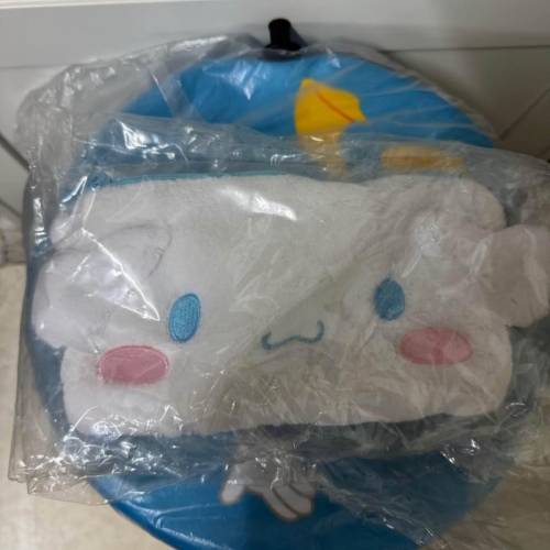 肉桂狗拉鏈小包